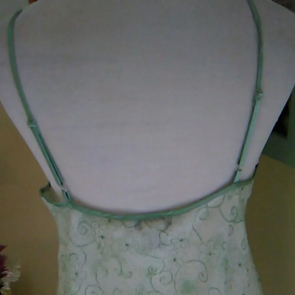Morgan Taylor Intimates Two Piece Set - Picture 7 of 15